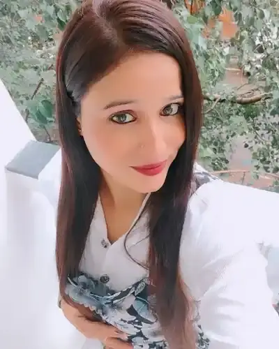 Call Girls in Dhrol
